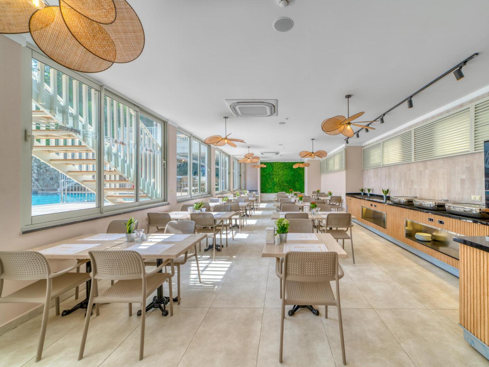 Park Hotel (Adults Only) อลันยา ภายนอก รูปภาพ