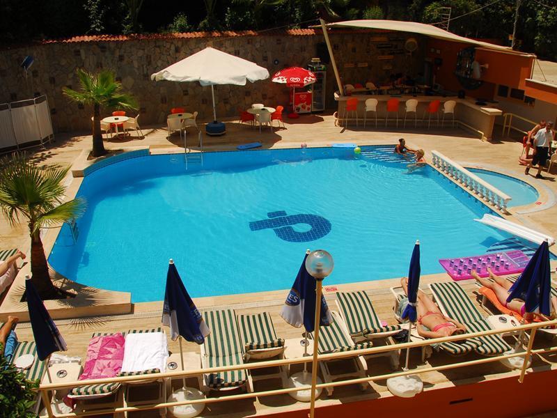 Park Hotel (Adults Only) อลันยา ภายนอก รูปภาพ