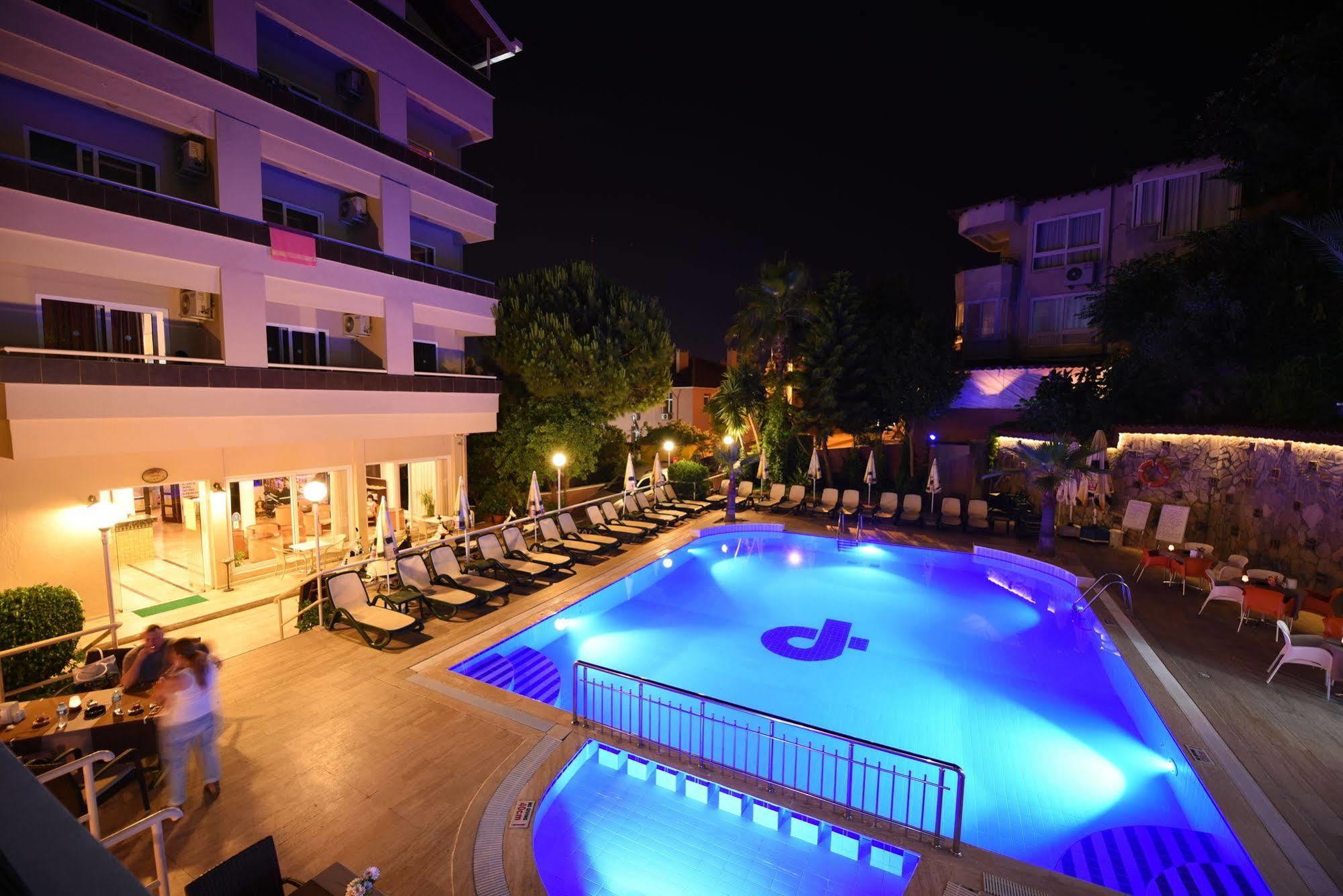 Park Hotel (Adults Only) อลันยา ภายนอก รูปภาพ